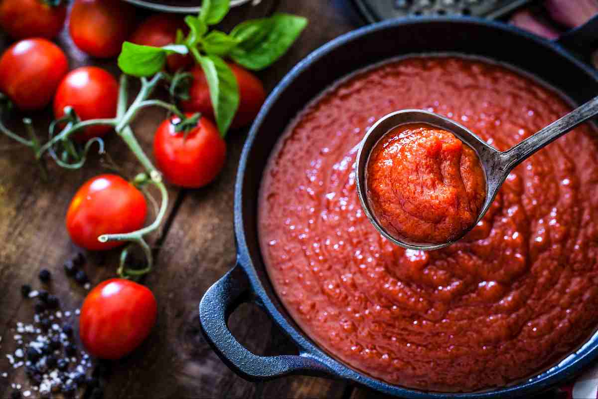 trucco per togliere acidità dal sugo